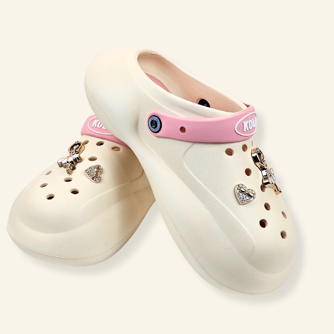 Beige Ballerina's Heart Charm Clogs