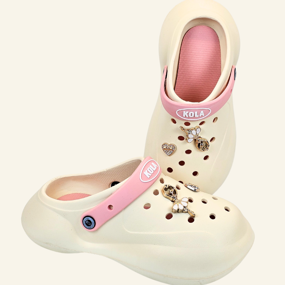 Beige Ballerina's Heart Charm Clogs