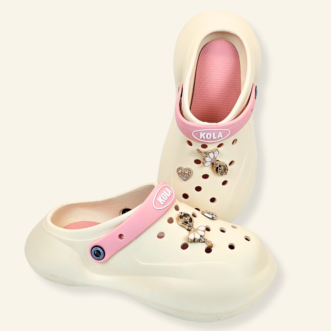 Beige Ballerina's Heart Charm Clogs