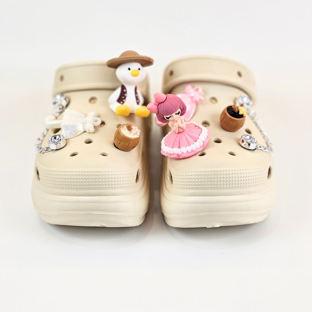 Quack Doll Charms Clogs Beige